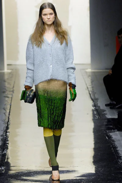 Look 17